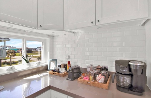 Indian Beach Casa | Ocean+Bay Views|Hot Tub|Golf Cart|TIKI BAR|Premium