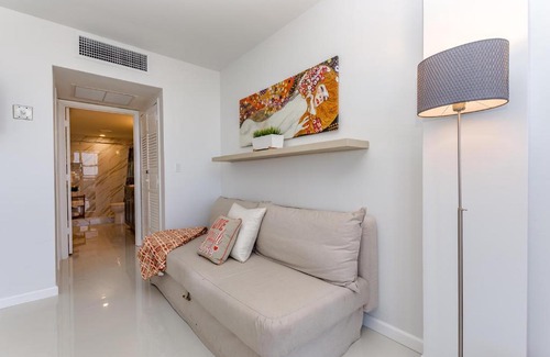 Galt Mile Apartamento | Ocean Beach Condo 3BR On the Sand 911