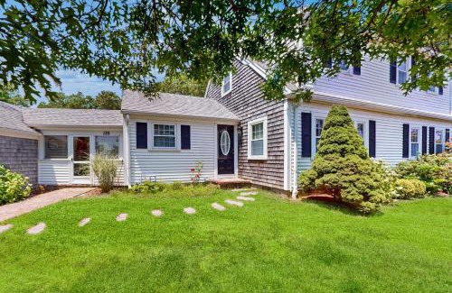 South Yarmouth Casa | Ocean Bird Nest