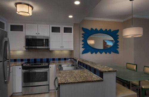 Myrtle Beach Complejo | Ocean Bliss Awaits: 2 Bedroom Ocean View Villa at Marriott’s OceanWatch