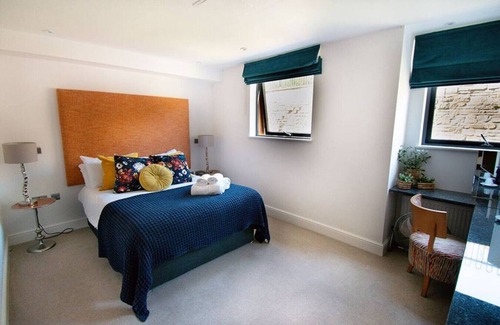 Penarth Hotel | Ocean Bliss Awaits - Courtyard Double Rooms