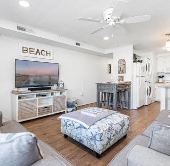 Midtown Ocean City Apartamento | Ocean Block Condo 100 Steps From the Beach