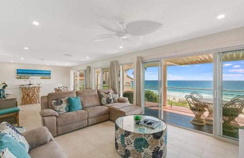 Currumbin Casa | Ocean Blue on Currumbin Hill