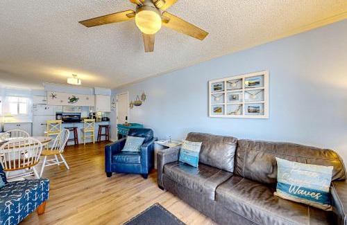 Emerald Isle Apartamento | Ocean Breeze 106B
