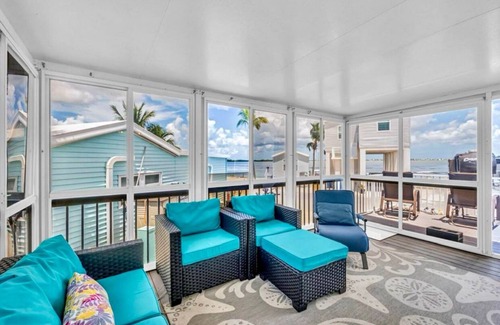 Cutthroat Harbor Estates Cabaña | Ocean Breeze at Venture Out 537