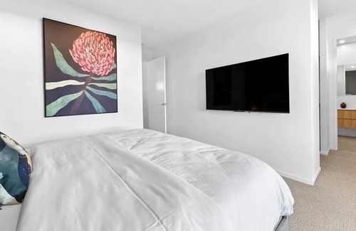 Yaroomba Casa | Ocean Breeze Beach House - Family and Pet friendly