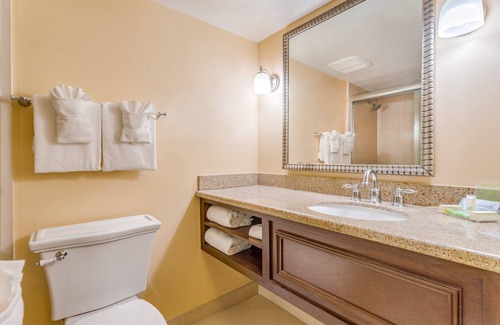Central Beach Hotel | Ocean Breeze Inn Vero Beach