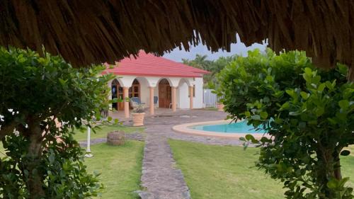 Cabrera Villa | Ocean Breeze Villa Carismar
