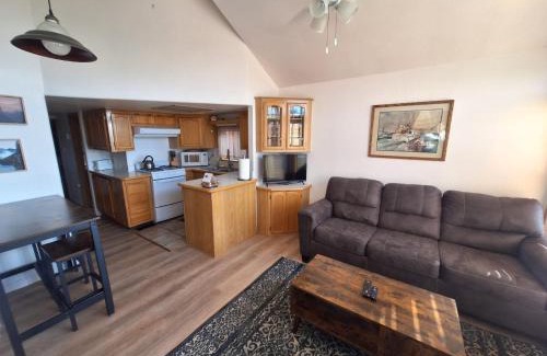 Smith River Casa | Ocean Cabin 1 With Private Jacuzzi