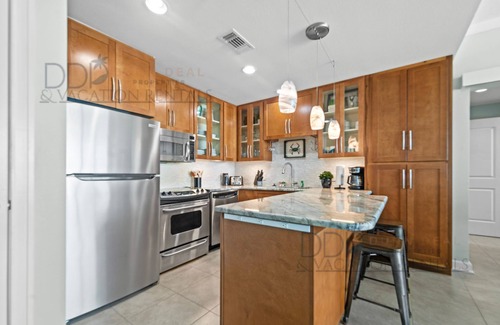 Biloxi Condominio | Ocean Club 1106 Enjoy panoramic views of the Gulf!