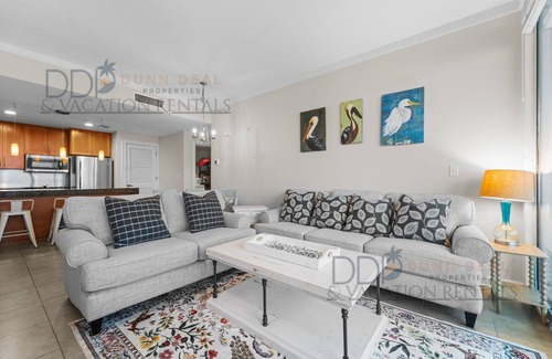 Biloxi Condominio | Ocean Club 308 Enjoy the panoramic views of the Gulf.