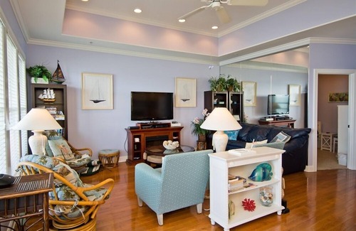 Indian Beach Condominio | Ocean Club R301, Soundfront Condo in Indian Beach, NC!