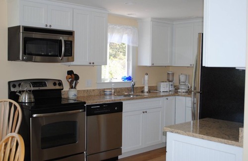 South Wellfleet Cabaña | Hermosa Ocean Cottage con A / C