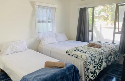 Nuku'alofa Casa | Ocean Cottage Private Double Twin Room in Nuku'alofa Townb