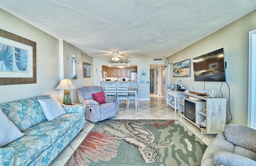 Briarcliffe Acres Condominio | Abierto, 6-1 a 6-8, frente al mar directo, magníficas vistas, balcón extra grande, ¡visítenos!
