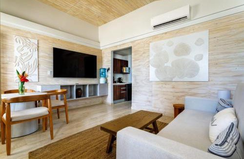 Placentia Casa | Ocean Crush- Beachfront & Resort Amenities