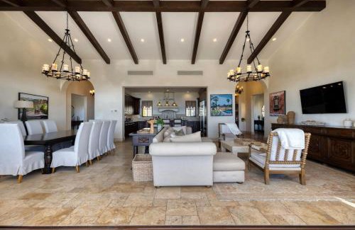 San José del Cabo Villa | Ocean Desert Hacienda Charm