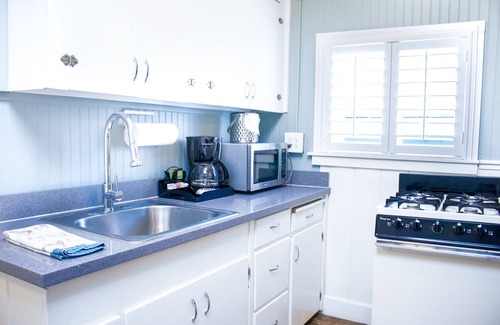 Eastside Santa Cruz Hotel | Ocean Echo Inn and Beach Cottages