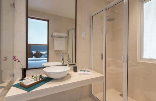 Bambalapitiya Hotel | Ocean Edge Suites & Hotel Colombo
