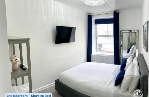Porthcawl Apartamento | OCEAN ESCAPE 200m From the Sea, High Spec Town Centre Entire Flat, 3 Bedrooms, TVs All Rooms