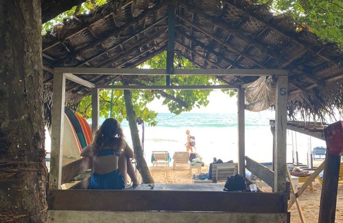 Kamburugamuwa Casa | Ocean Escape Awaits! Stunning Stay by the Beach With AC and Free WIFI