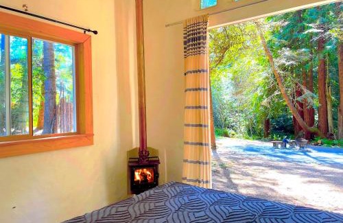 Fort Bragg Otro | Ocean Forest Bungalows- Deluxe Glamping- Outdoor Showers- Off Grid