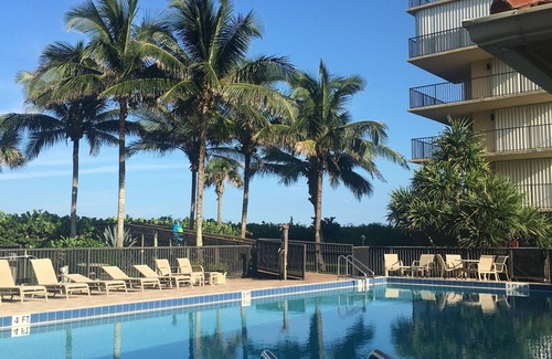 Fort Pierce Shores Condominio | Condominio frente al mar 2/2 Hutchinson Island, FL- invierno y verano