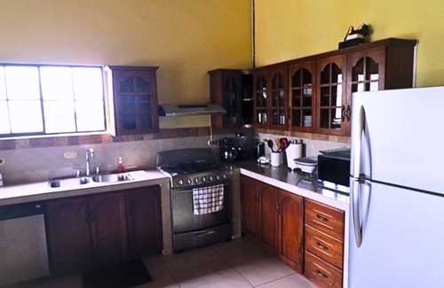 Tamanique Casa | Finca frente al mar / Surfer Paradise Romantic Owner Suite