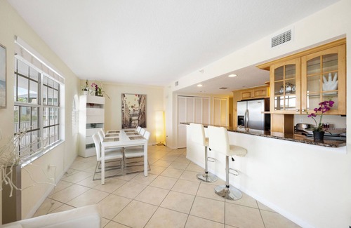 Clearwater Beach Apartamento | Ocean Front Beach in Clearwater 2BB 2BA