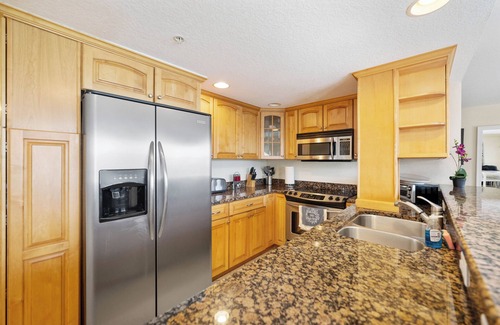 Clearwater Beach Apartamento | Ocean Front Beach in Clearwater 2BB 2BA