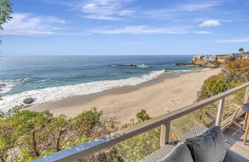 South Laguna Casa | OCEAN FRONT Beach HOUSE! Private Stairs to SAND!