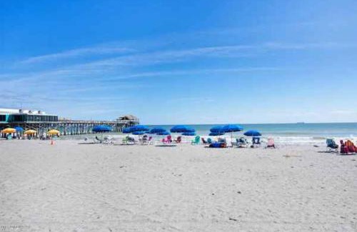 Avon By The Sea Apartamento | Ocean Front by Cocoa Beach Pier