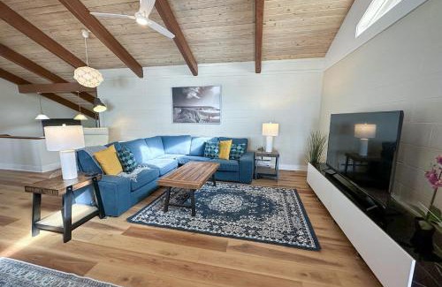 Yachats Casa | Ocean Front, Eagle at the Oregon House, Stairs to the Beach!