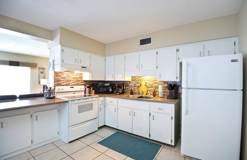 New Smyrna Beach Casa | Se aceptan mascotas 4-plex House FRENTE AL MAR DIRECTO!