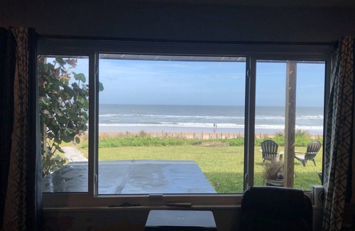 Standish Shores Bellewood Casa | Ocean front home - long term rental only