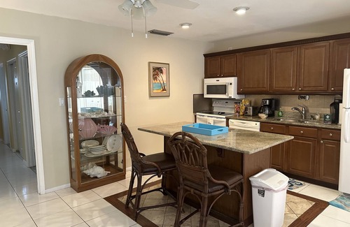Marathon Casa | Ocean front house. Quiet retreat on the Atlantic. Pool, kayaks, and a firepit!