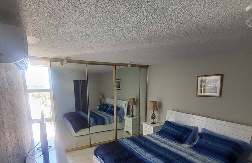 Isla Verde Complejo | Ocean Front Isla verde Ave 2 bdrm 1.5 Bath Resort style livin Centrally Located.