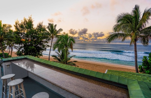 Pupukea Casa | Ocean Front Pipeline Estate! Front row seat to the Pipeline Masters surf event!
