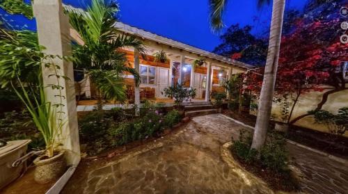 Pochomil Casa | Ocean Front Private Casita w Pool and AC - Sleeps 4