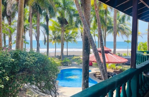 Playa Hermosa Villa | Ocean Front Studio