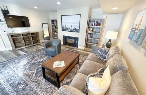 Yachats Apartamento | Ocean Front, Sunset at Oregon House, Stairs to the Beach!