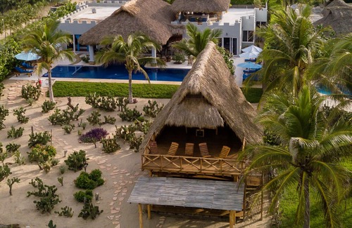 Santa María Colotepec Villa | OCEAN FRONT WORLD-CLASS VILLA