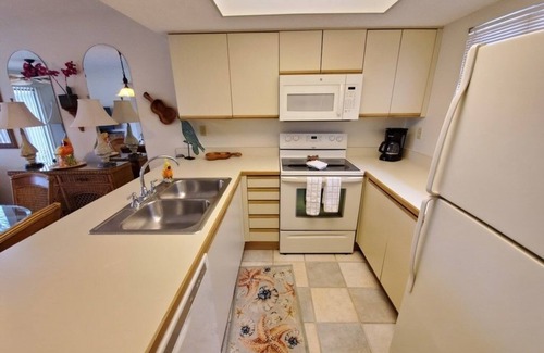 Butler Beach Condominio | Ocean Ge Club C36 1 Bedroom Condo by RedAwning