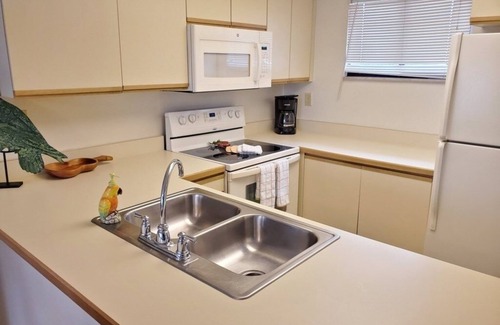 Butler Beach Condominio | Ocean Ge Club C36 1 Bedroom Condo by RedAwning