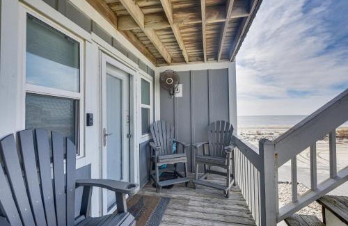Ocean Isle Beach Apartamento | Ocean Isle Beach Condo with Balcony Steps to Shore!