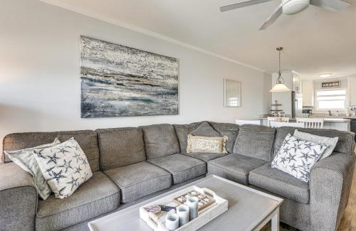 Ocean Isle Beach Apartamento | Ocean Isle Beach Condo with Balcony Steps to Shore!