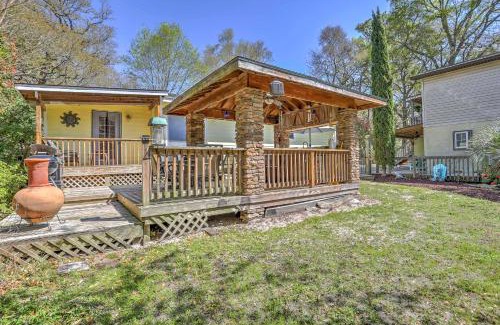 Ocean Isle Beach Apartamento | Ocean Isle Beach Studio 1 Mi to Downtown and Pier