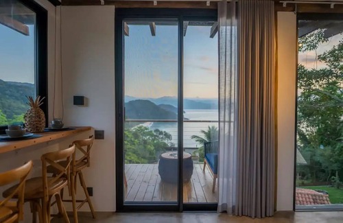 Felix Apartamento | Ocean: Loft com Vista mar Ilhas e Montanhas