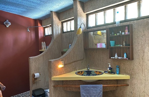 Barra de Potosí Cama Y Desayuno | Ocean Lover's Paradise - Garden Room 2