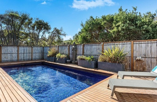 St. Andrews Beach Casa | Ocean Luxe Retreat -Luxury Beach House con piscina, cancha de tenis, chimenea, a pie de playa